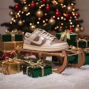 Authentic Nike Dunk Low Cream and Gray Sneakers Men Size 10 ( rear color way )